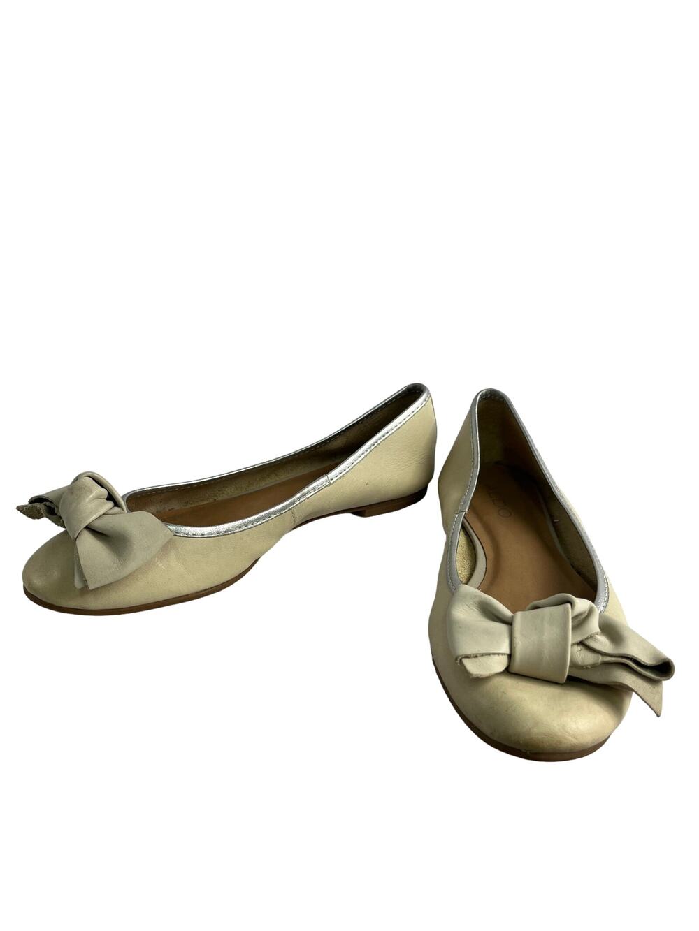 Aldo Beige Bow Cream Classic 1990s Flats Size 36 Retro Girlcore Coquette Twee